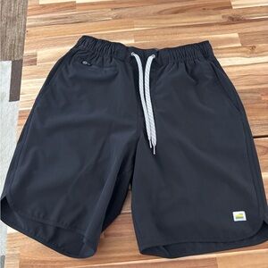 Vuori Banks Short – Size Small – Black
